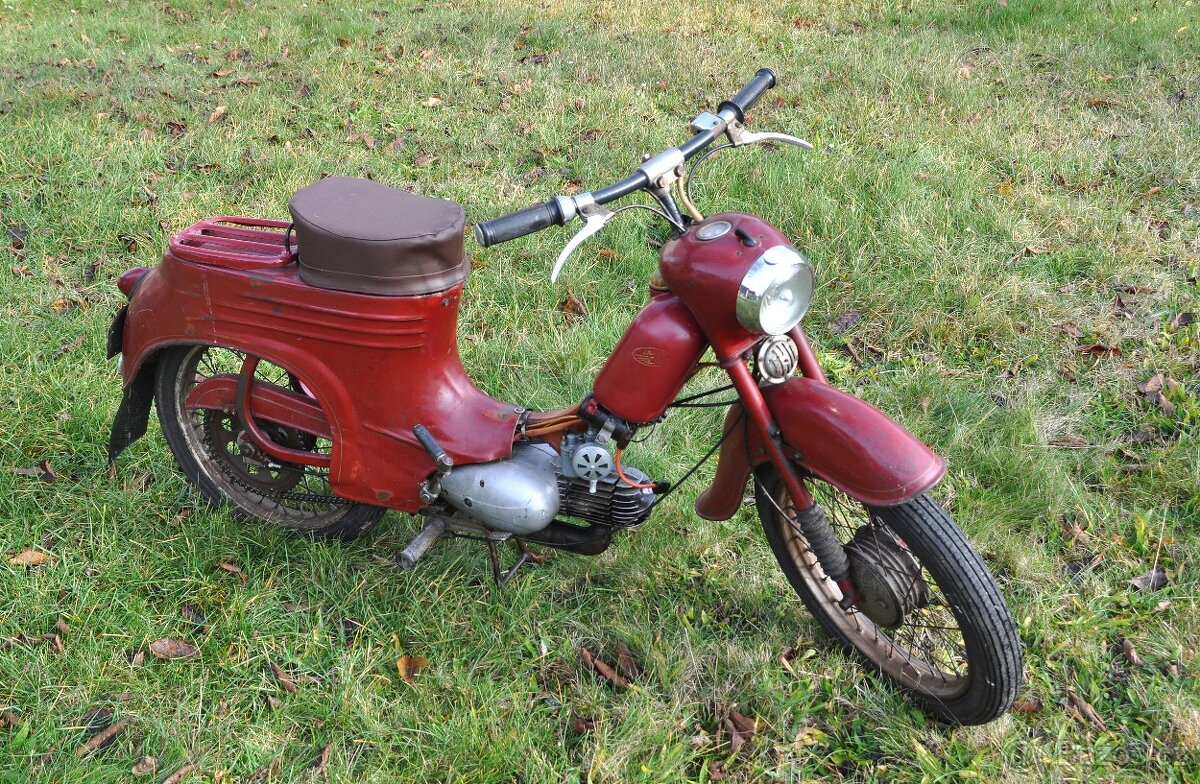 Jawa 50/555 - Pionýr - 2