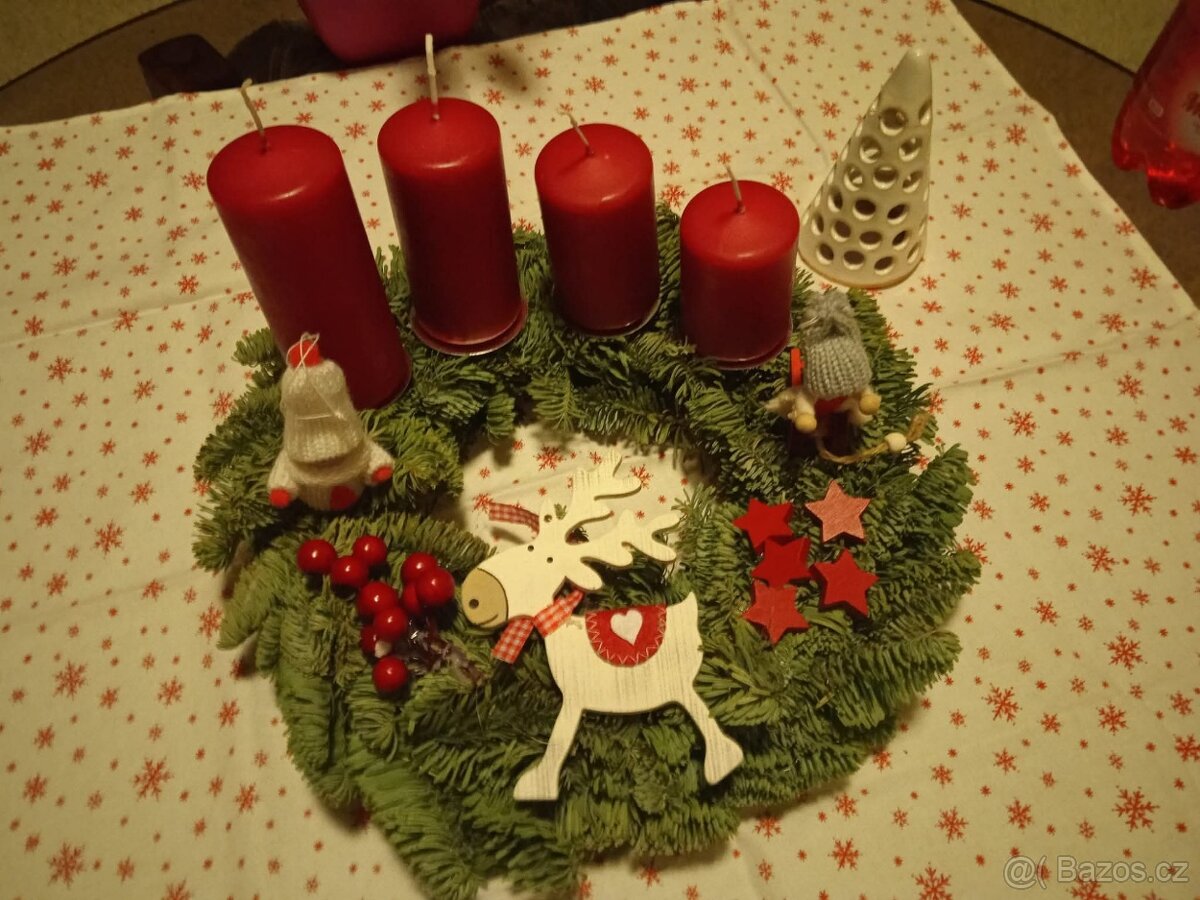 Adventní věnec se sobem - 2