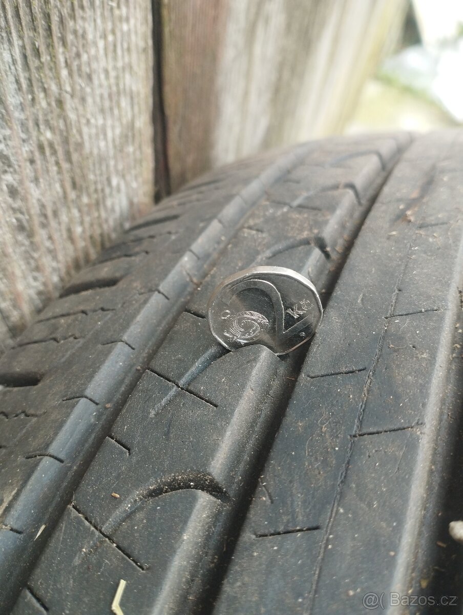 Goodyear 225x70x16 - 2