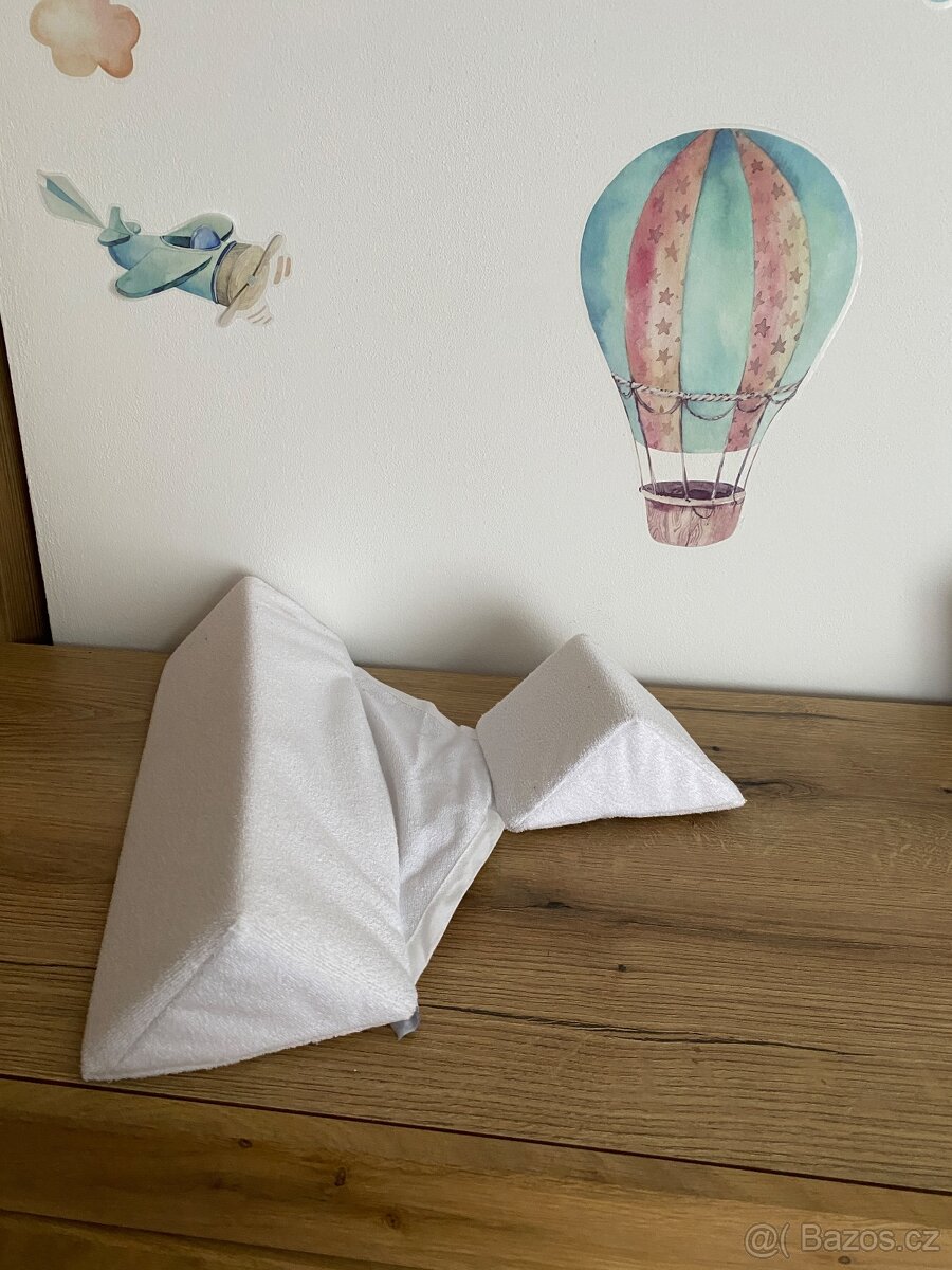 Fixační podložka pro miminko doomoo - 2