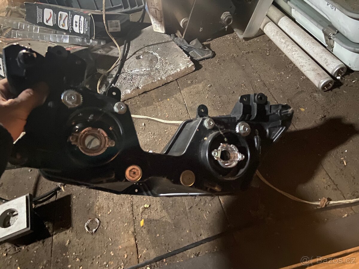 Světlo Kawasaki zx6r 13-18 - 2