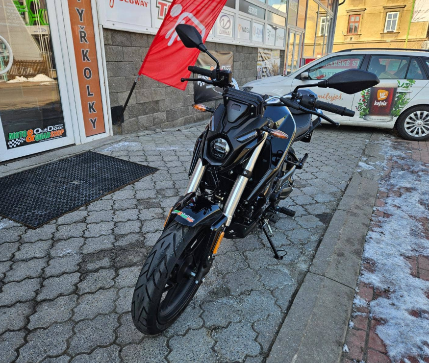 Voge 125R, 11 kW, záruka 4 roky, nejvýkonnější naháč ve své - 2