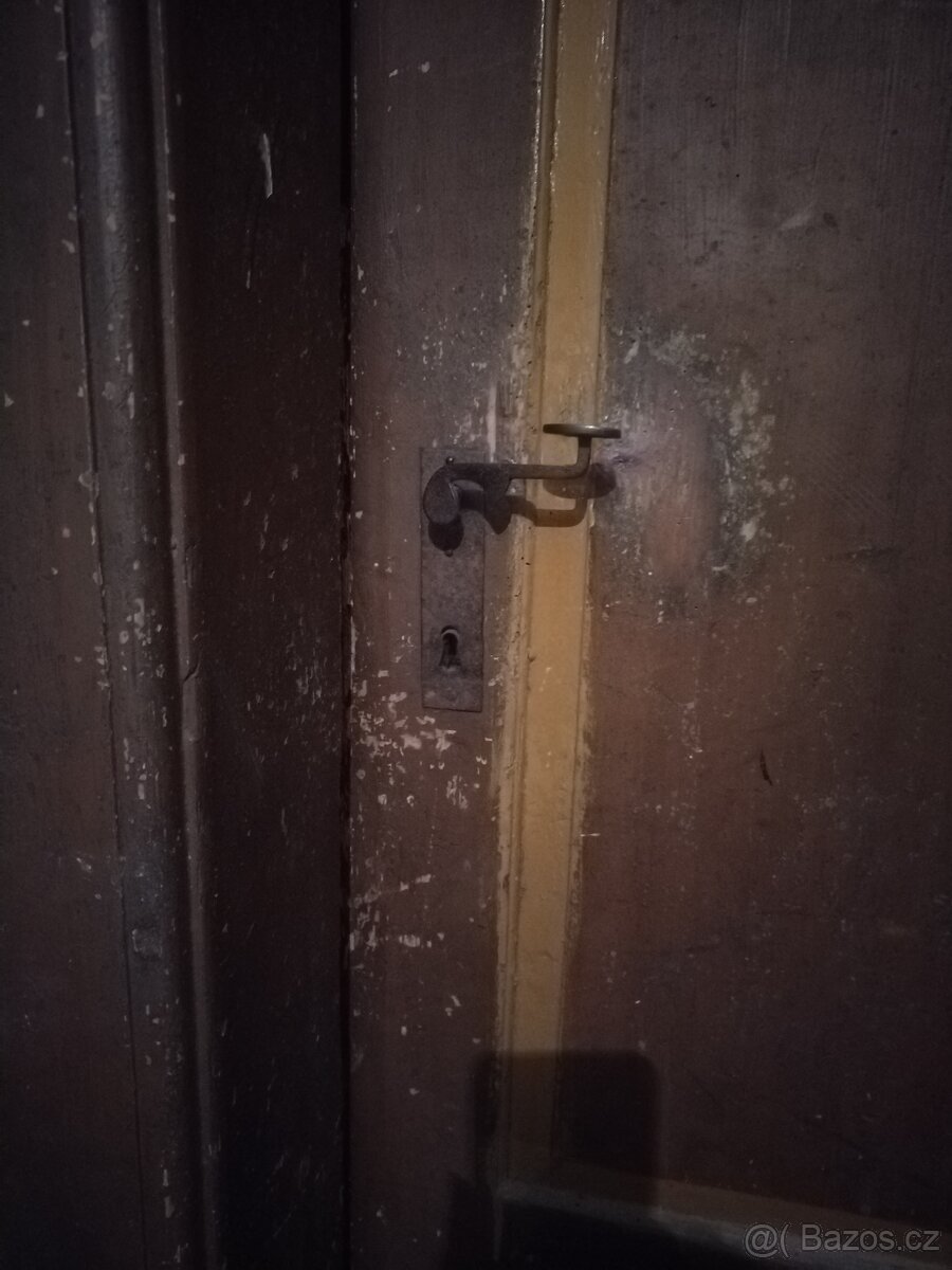 Prodám staré masivní futra a dveře - 2