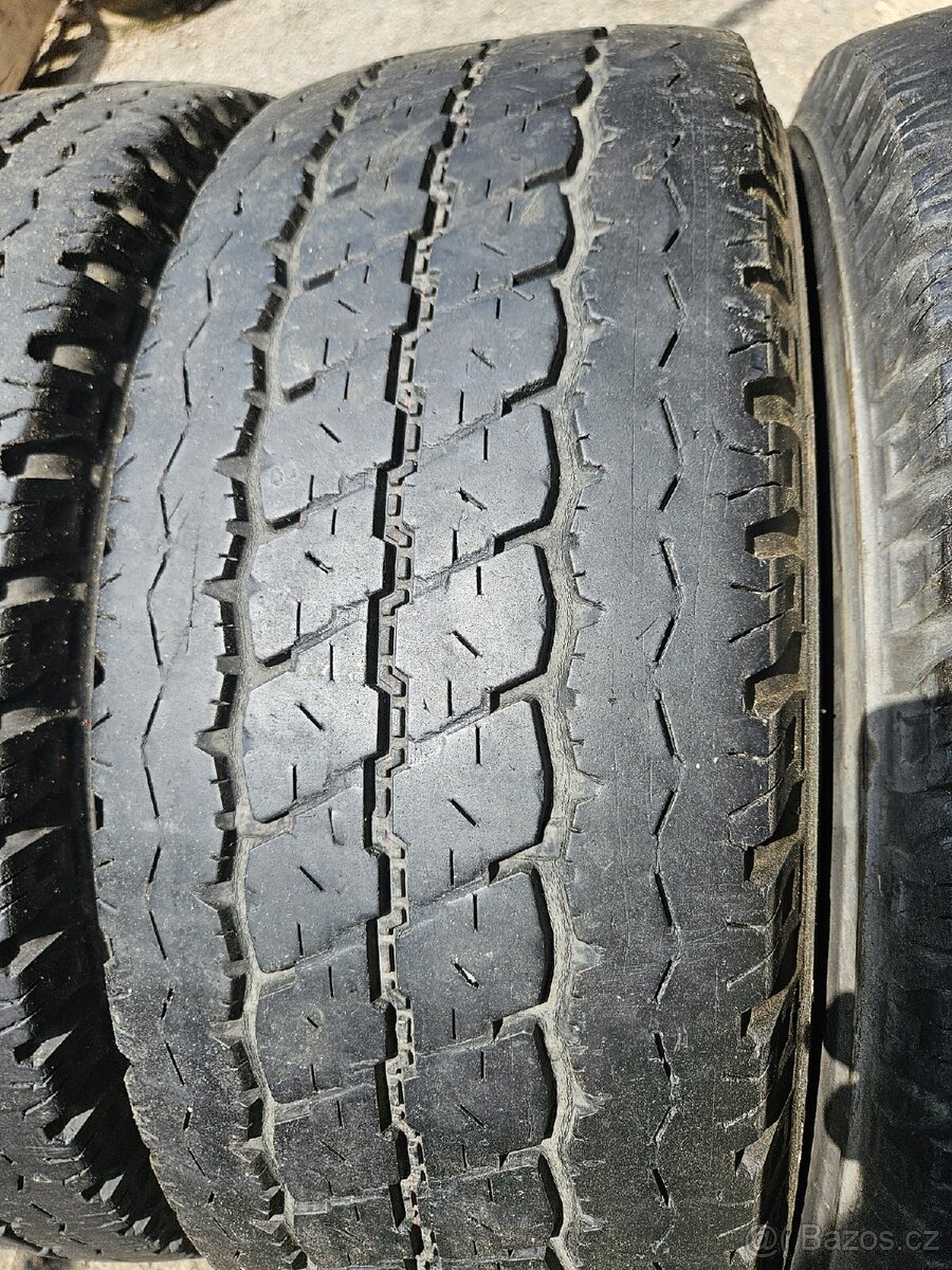 Letní dodavkové pneu 235/65R16C Bridgestone - 2