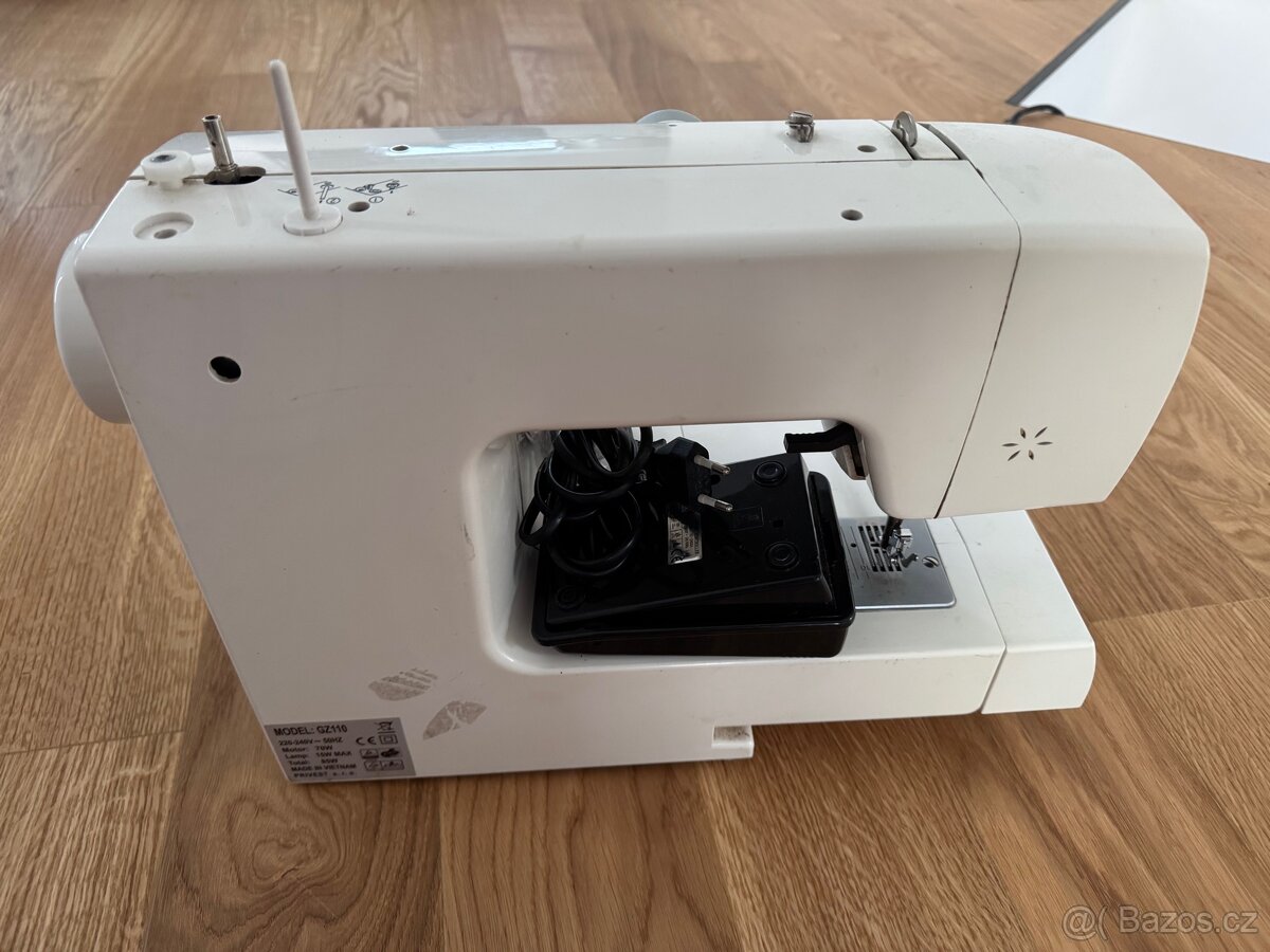 Prodam šici stroj funkčni ale chce servis - 2