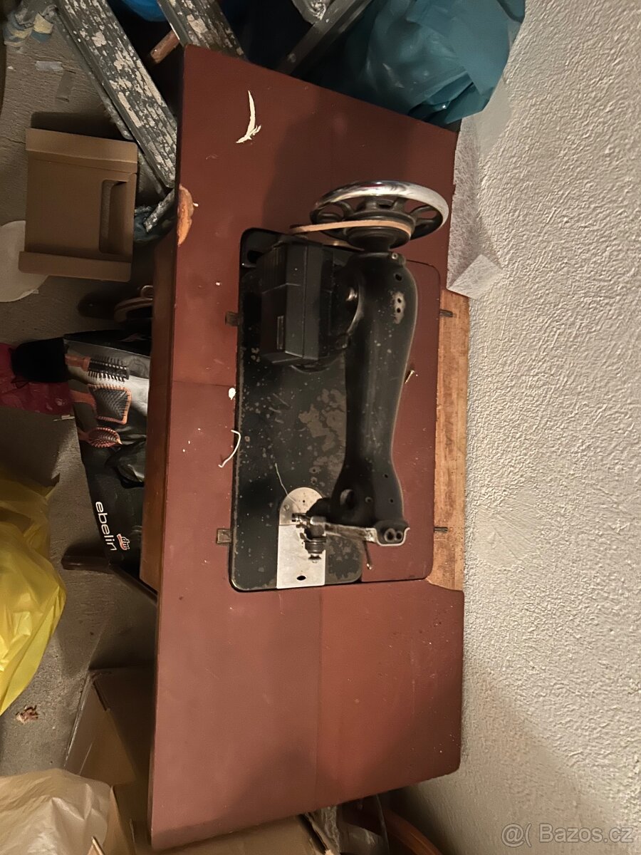 Daruji šící stroj - 2