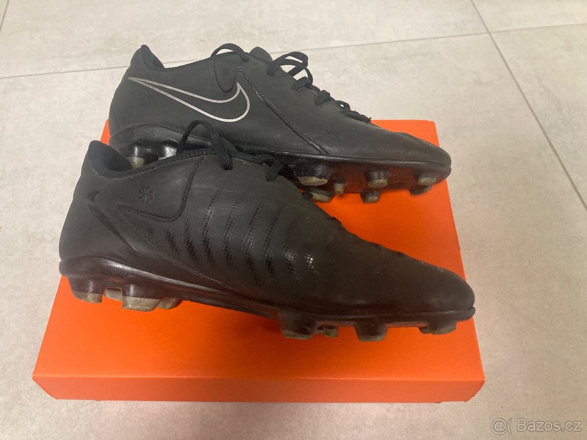 Dětské kopačky Nike Phantom JR, 35,5 EUR - 2