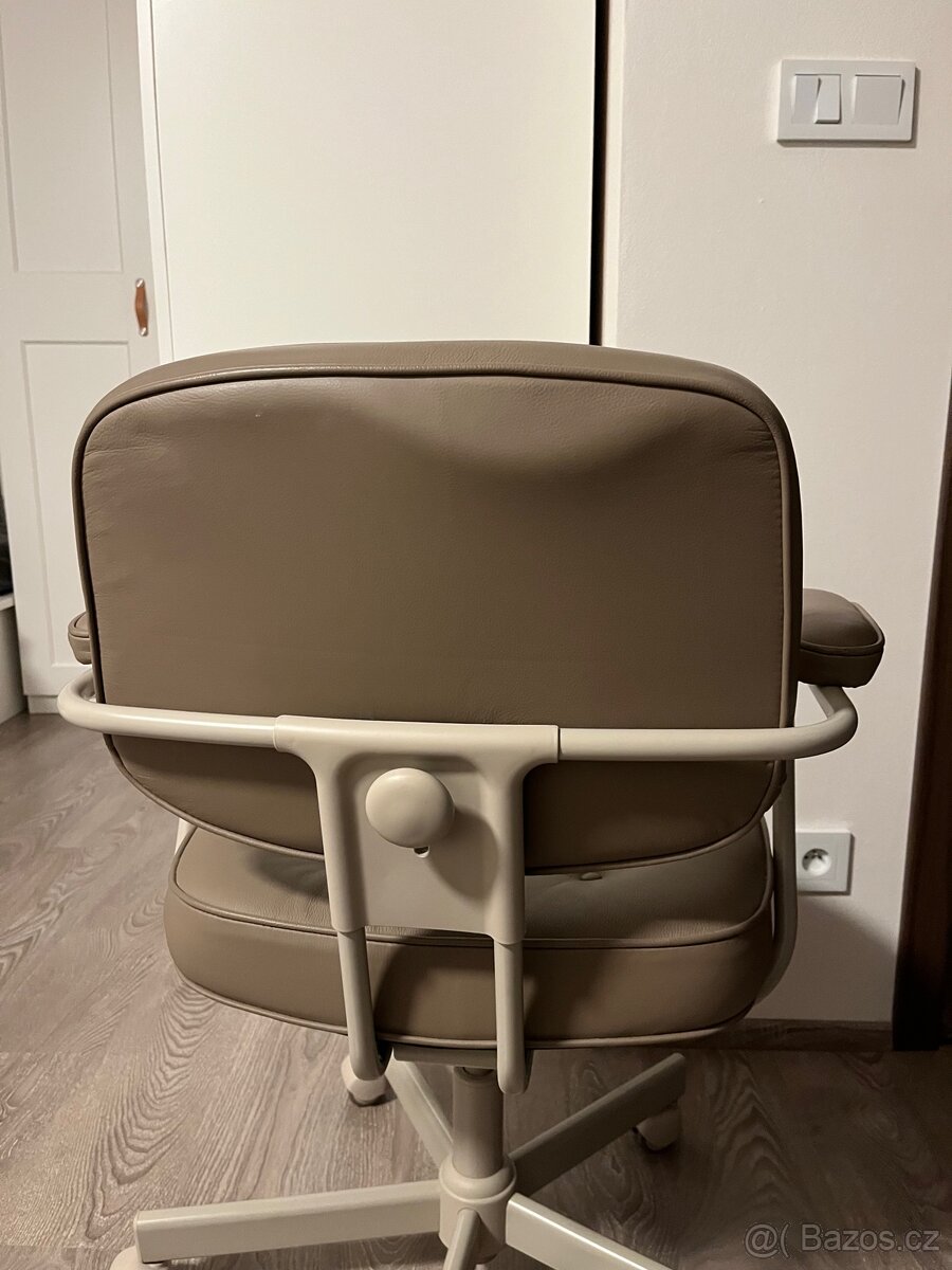 Kožená židle Ikea - 2