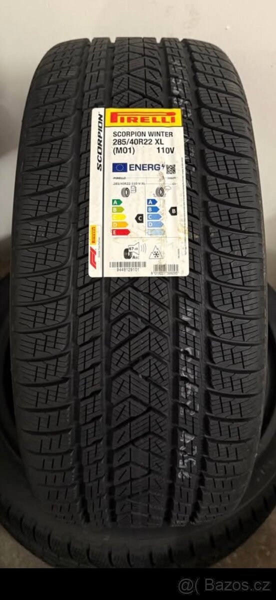 Pirelli 285/40R22 zimní - 2