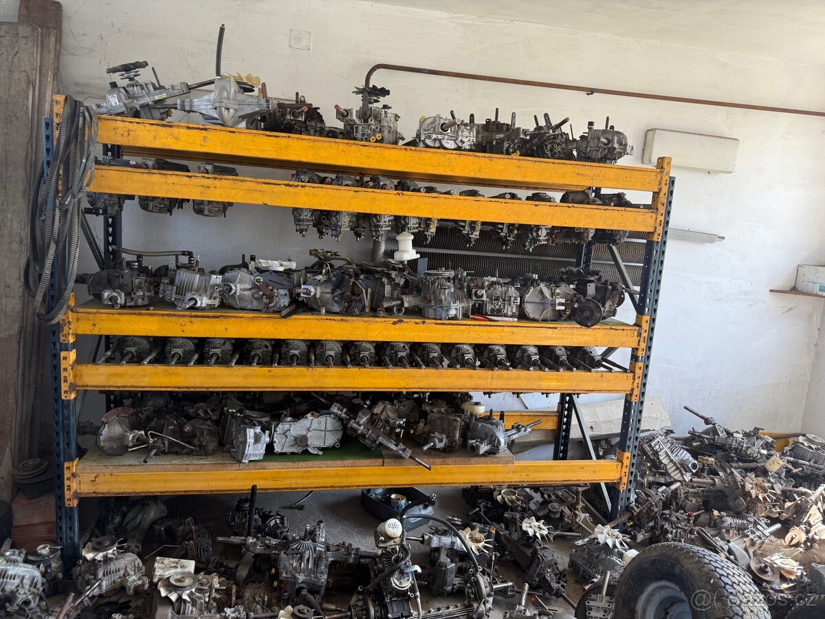 Hydrostatické převodovky , převodovky do zahradní techniky - 2