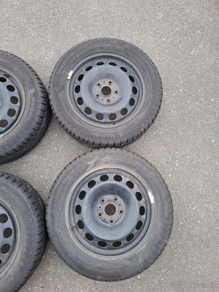 Zimní kola Octavia 3 205/55/16 ET48 5x112 - 2