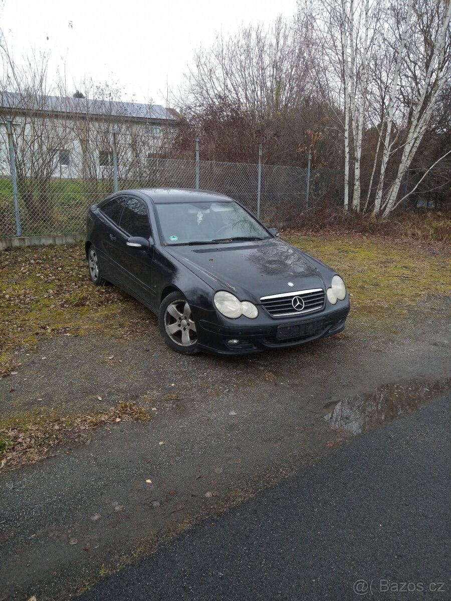 Mercedes-Benz C 200 Coupe 1.8 120kw - 2