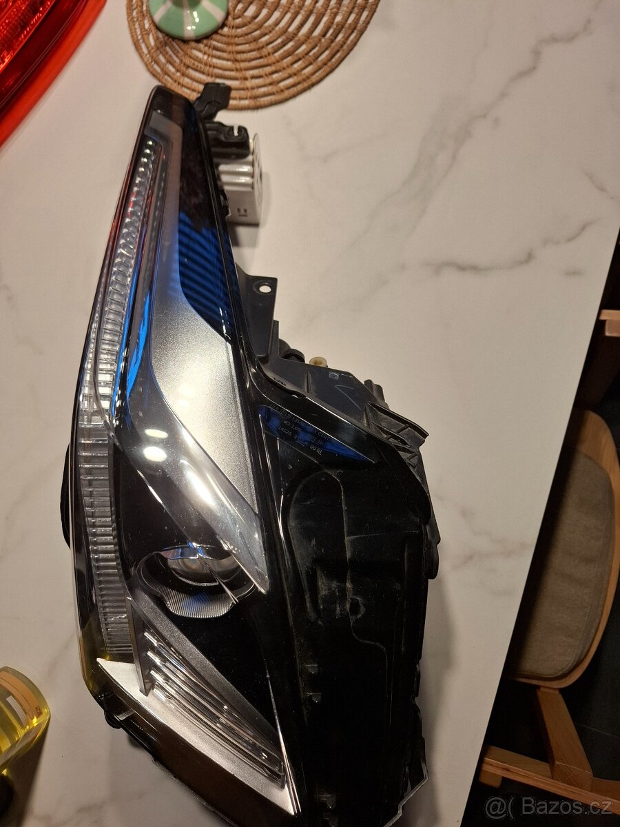 Přední světlo xenon Cadillac ATS - 2