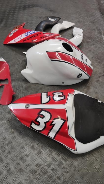 Yamaha R1 2004-2008 lamináty okruhovka - 2