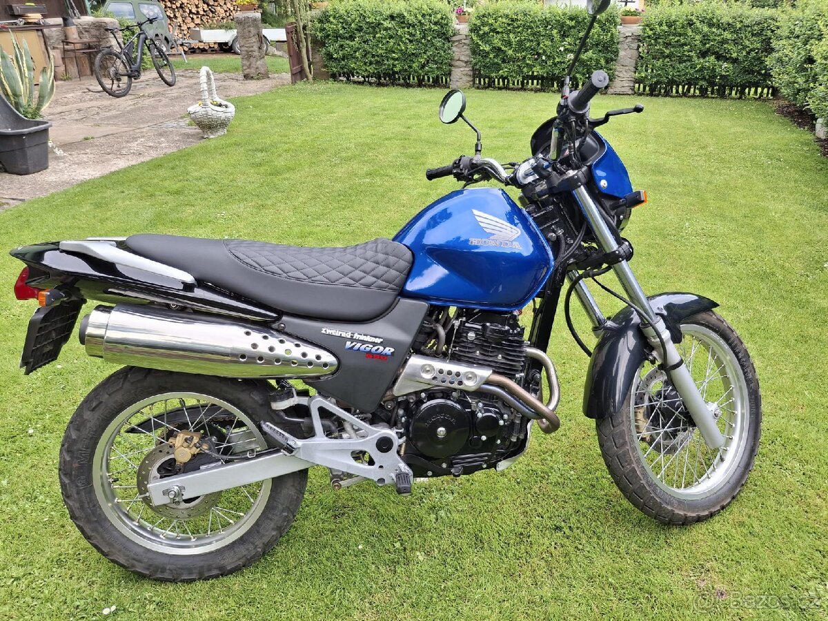 Honda Vigor 650 - 2