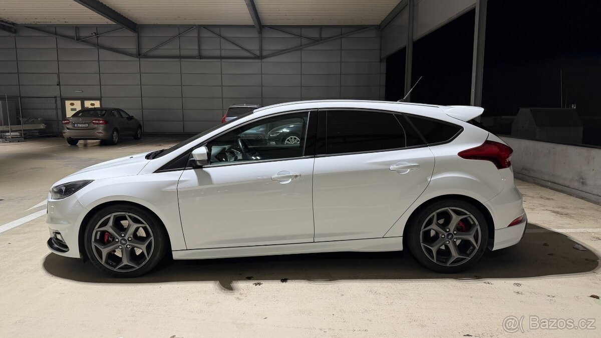 2015 Ford Focus ST - Odpočet DPH - 2