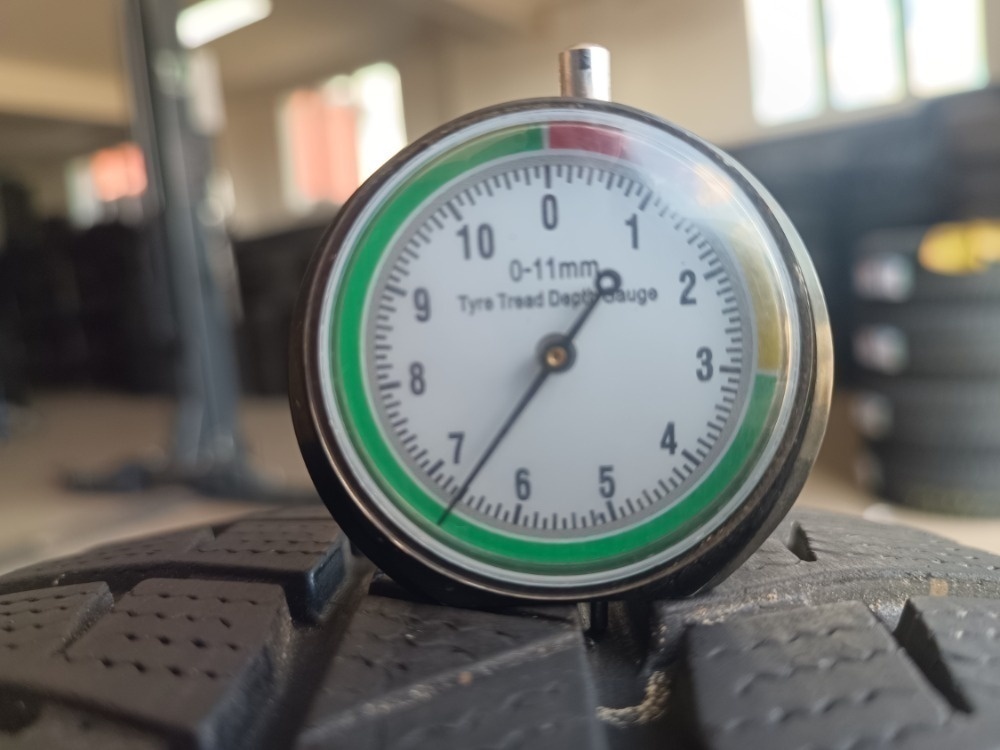 185/60 R15 FALKEN (2316) - 2