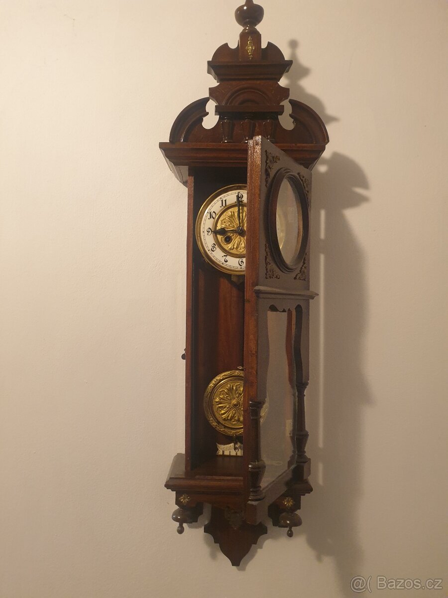 Prodám starožitné hodiny - 2