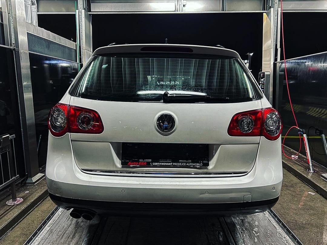 Veškeré náhradní díly VW Passat B6 kombi 2010 CBBB LQT LB9A - 2