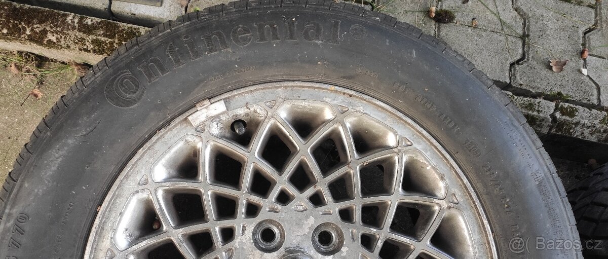 ALU sada kol na Chryslera 215x65 R16 - 2