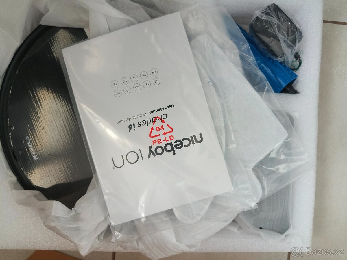 Robotický vysavač ION Charles i6 Black - 2