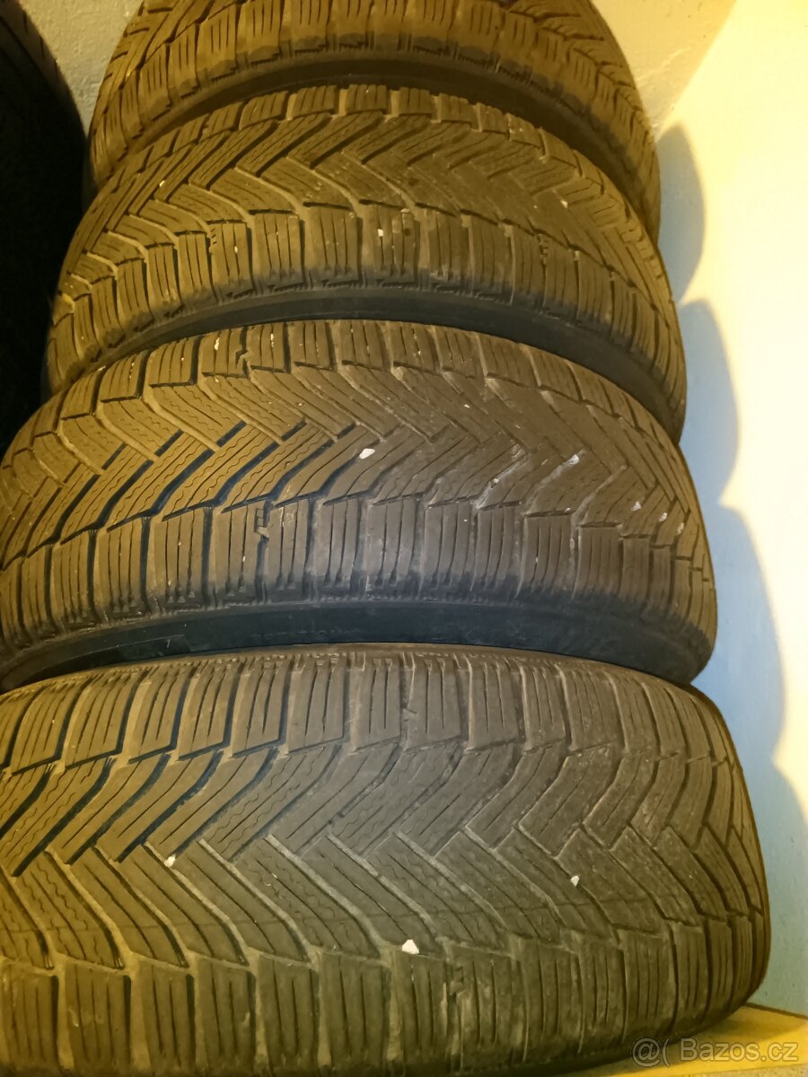 Prodám 205/65 R16 na 1 octavia - 2