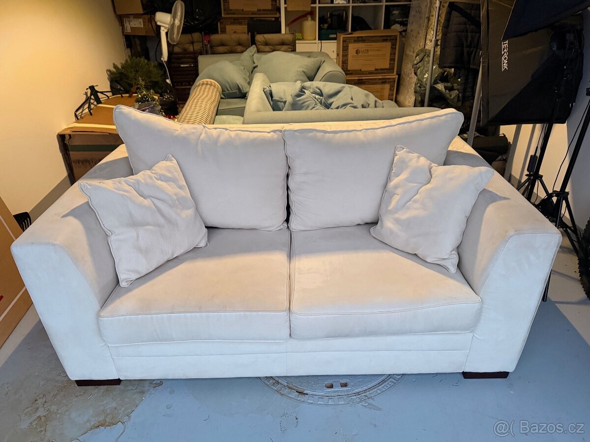 2 místná pohovka - 2