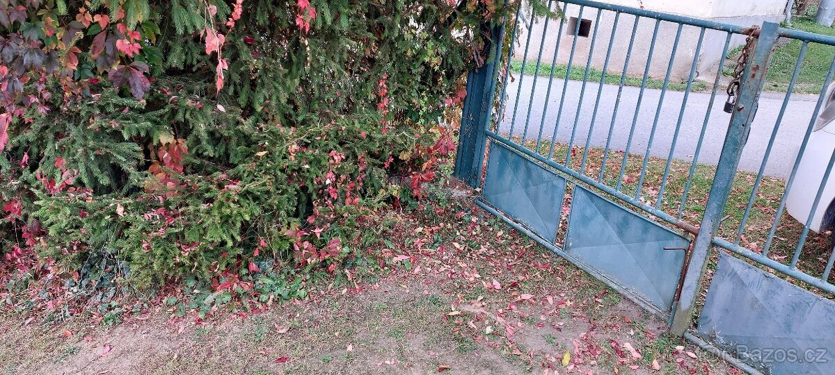 Prodej stavebního pozemnku - 2