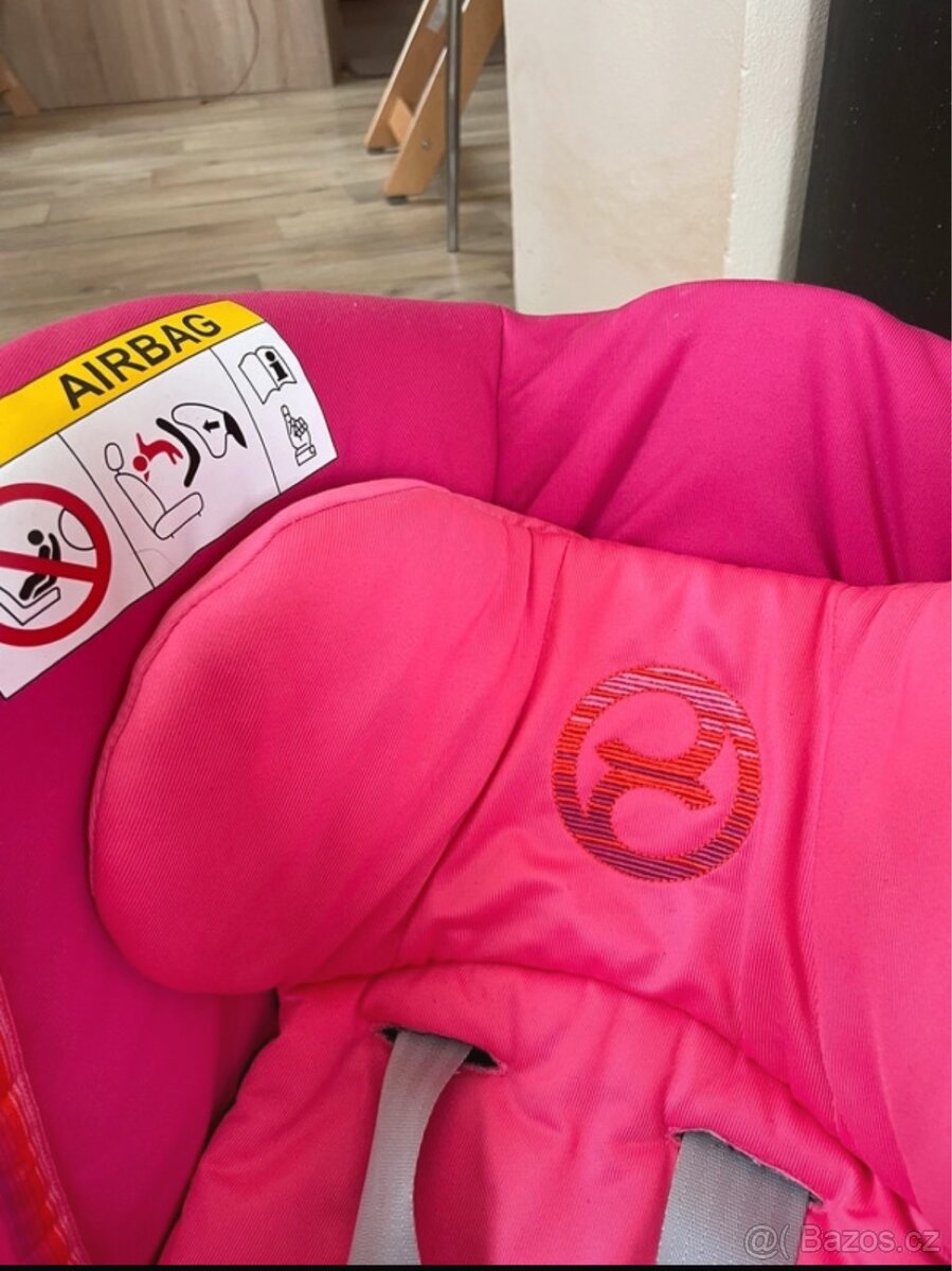 Autosedačka cybex - vajíčko + IZOFix - 2