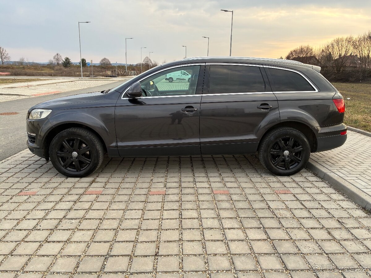 Audi Q7 - 2