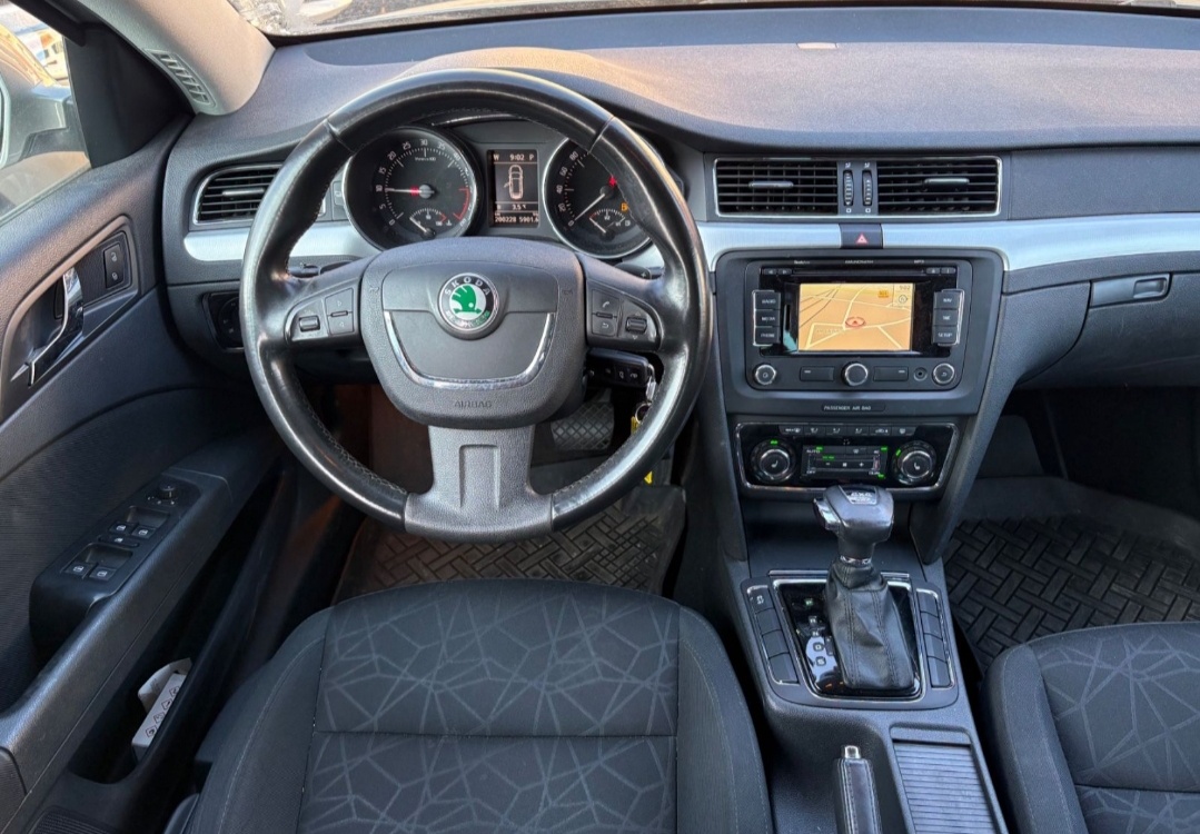 Škoda Superb 2, DSG, 2.0 TDI, 4x4 - 2