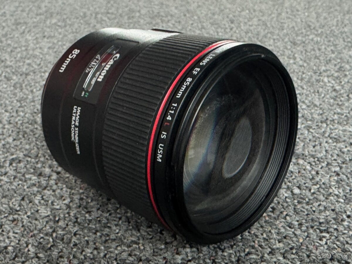 CANON EF 85 mm f/1,4 L IS USM - 2