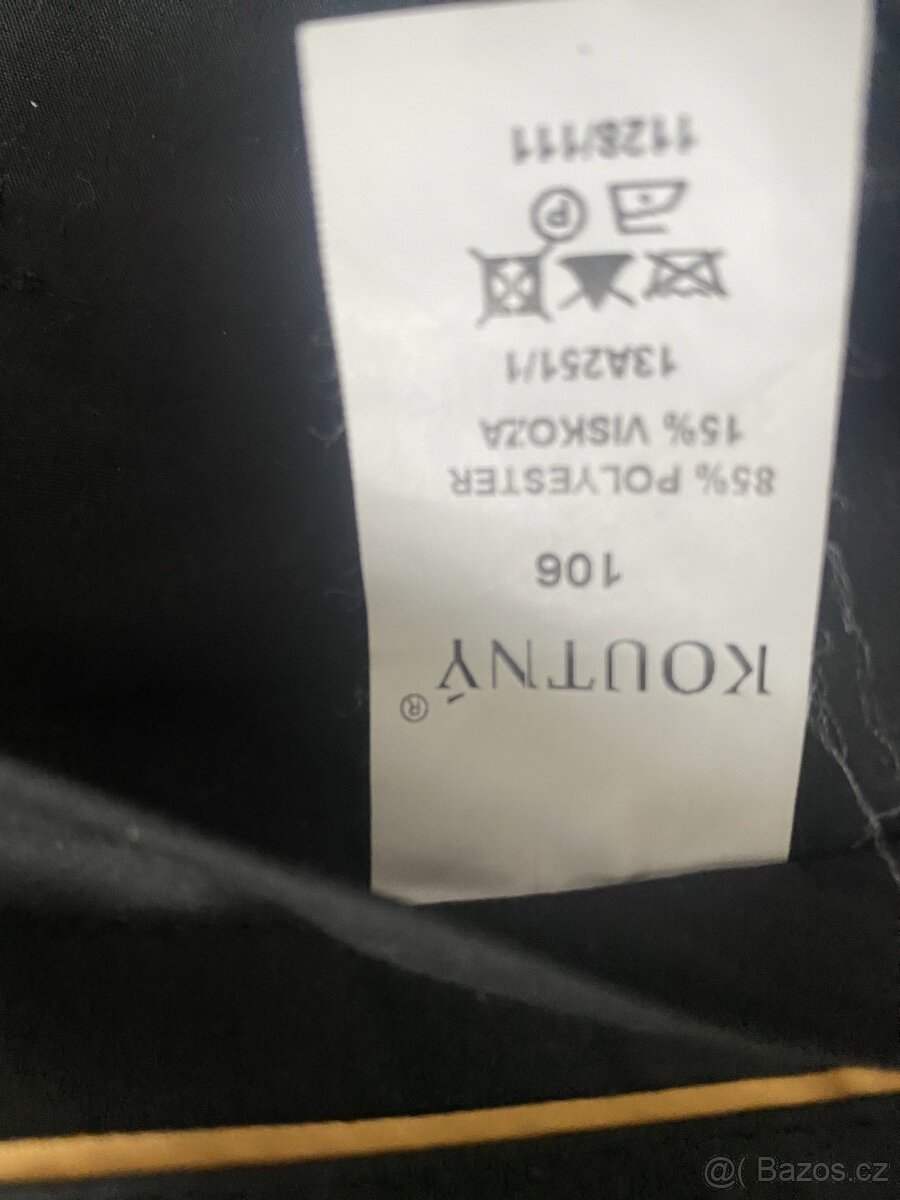 Prodám Zánovní pánský oblek “KOUTNÝ” - 2