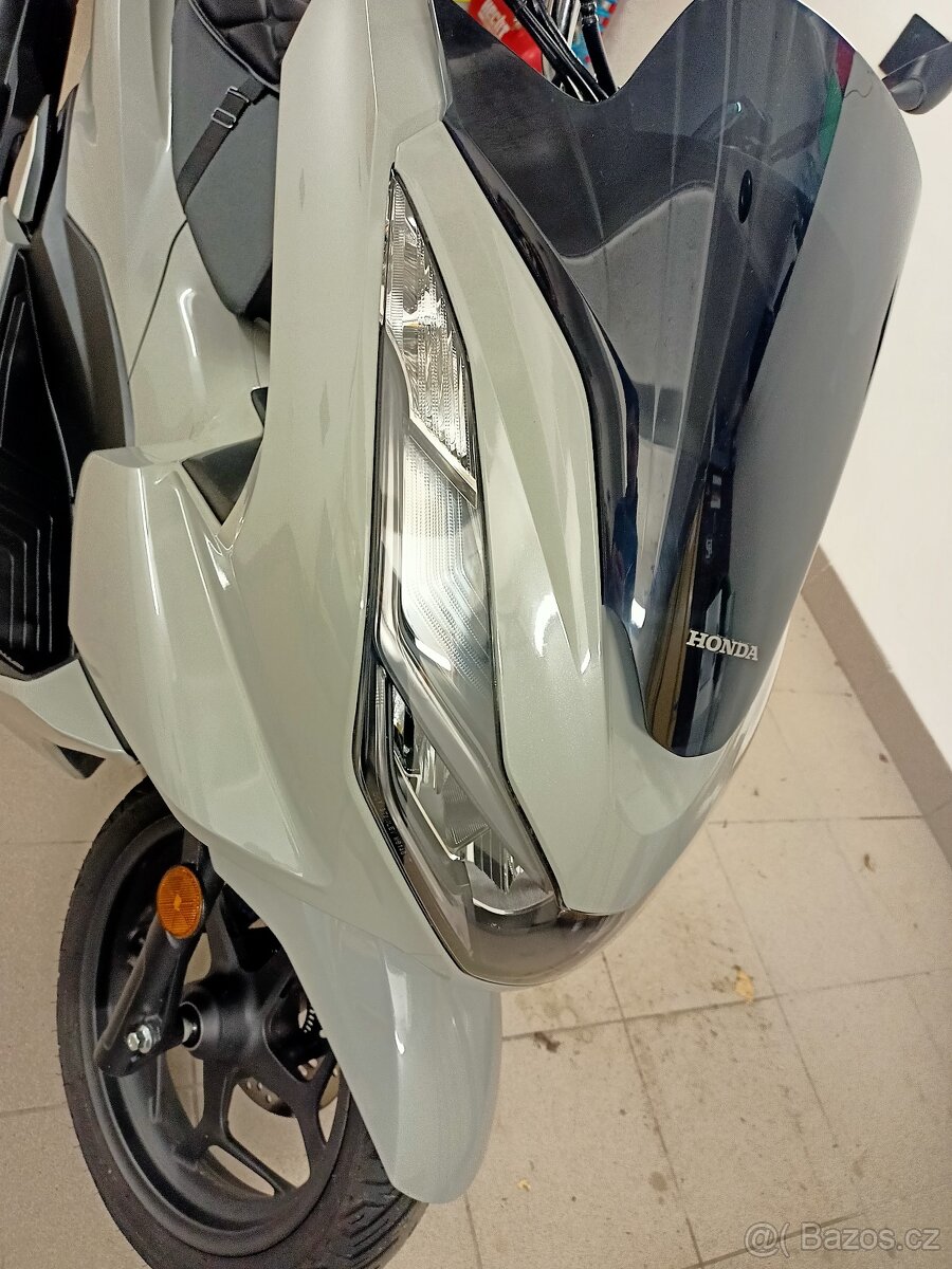 Honda pcx 2024 - 2