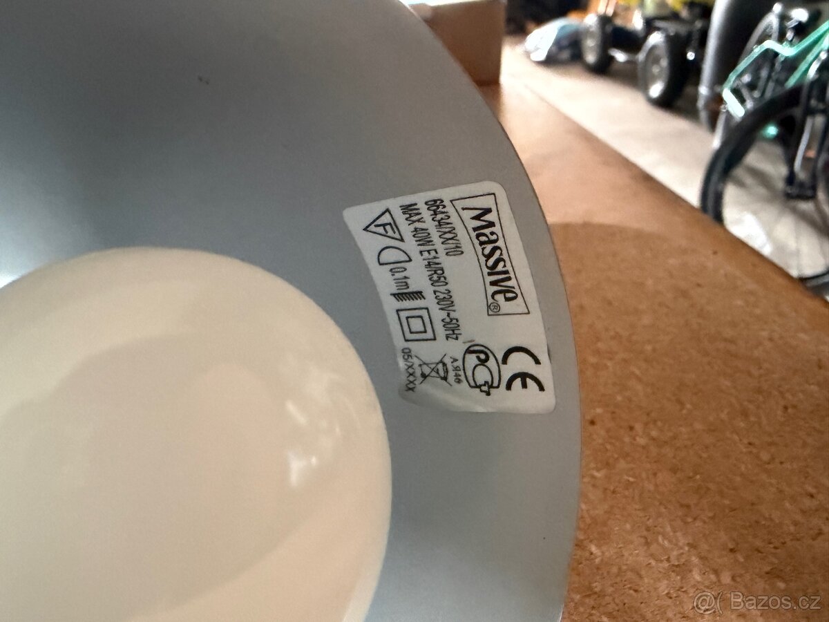 stolní lampička Massive z nerezu s LED - 2