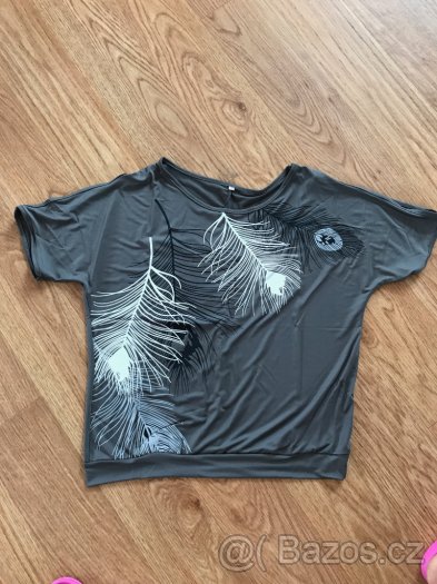 Triko s krátkým rukávem a holými rameny šedé - 2