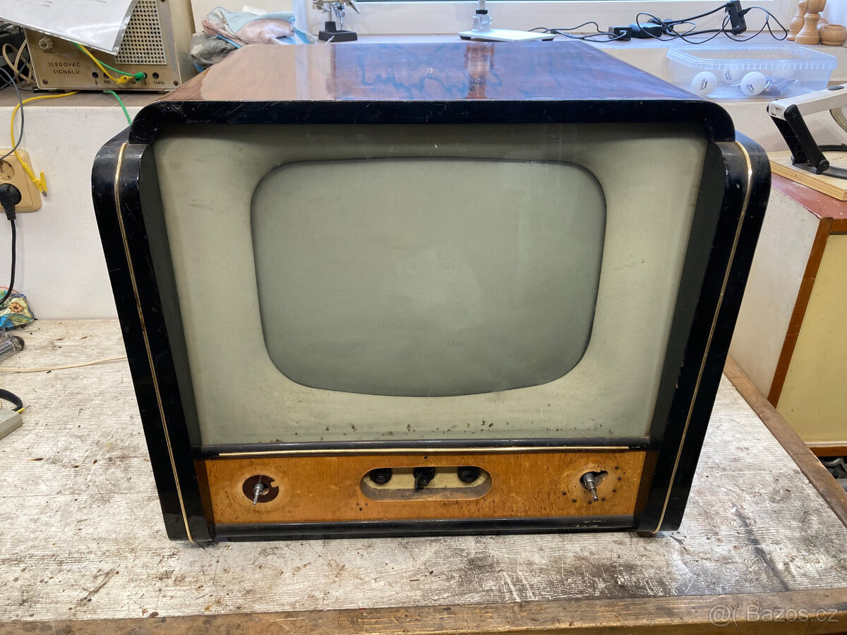 Televizor Tesla Athos 2 - 2