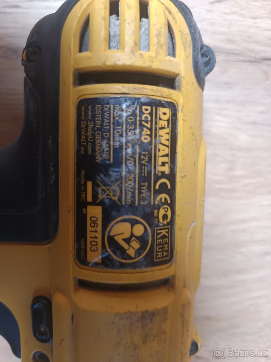 Aku vrtačka DeWALT - 2