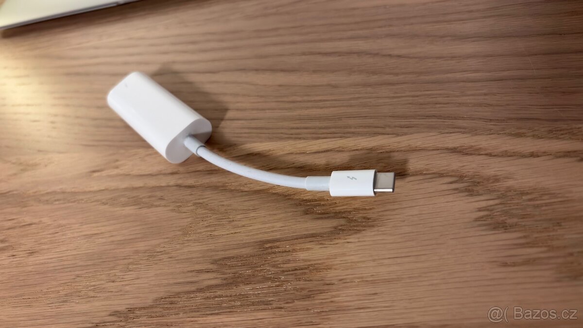Redukce Apple Thunderbolt 3 (USB-C) - Thunderbolt 2 - 2