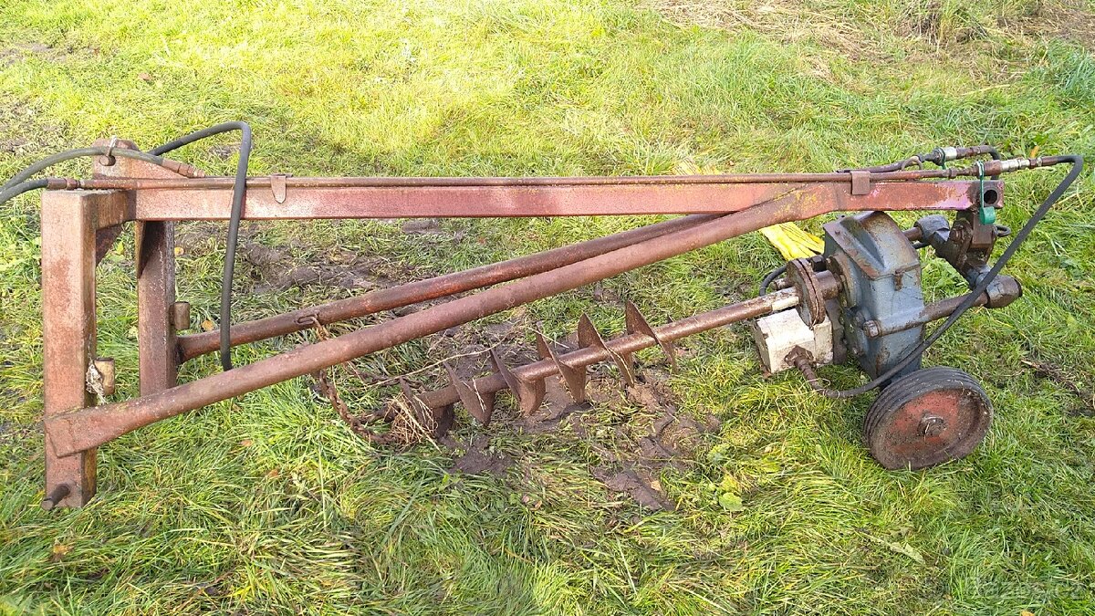 Půdní vrták za traktor - 2