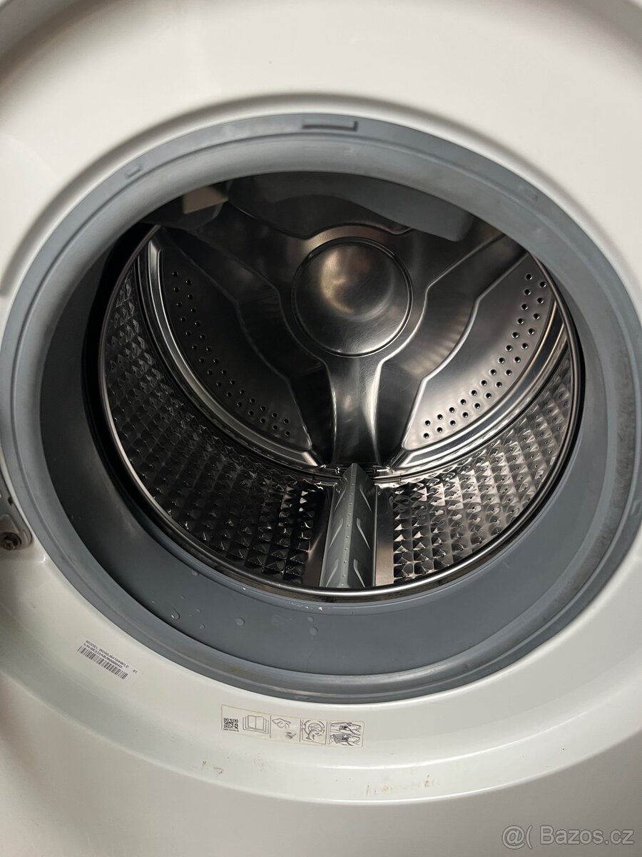 Kombi pračka a sušička Samsung - 2
