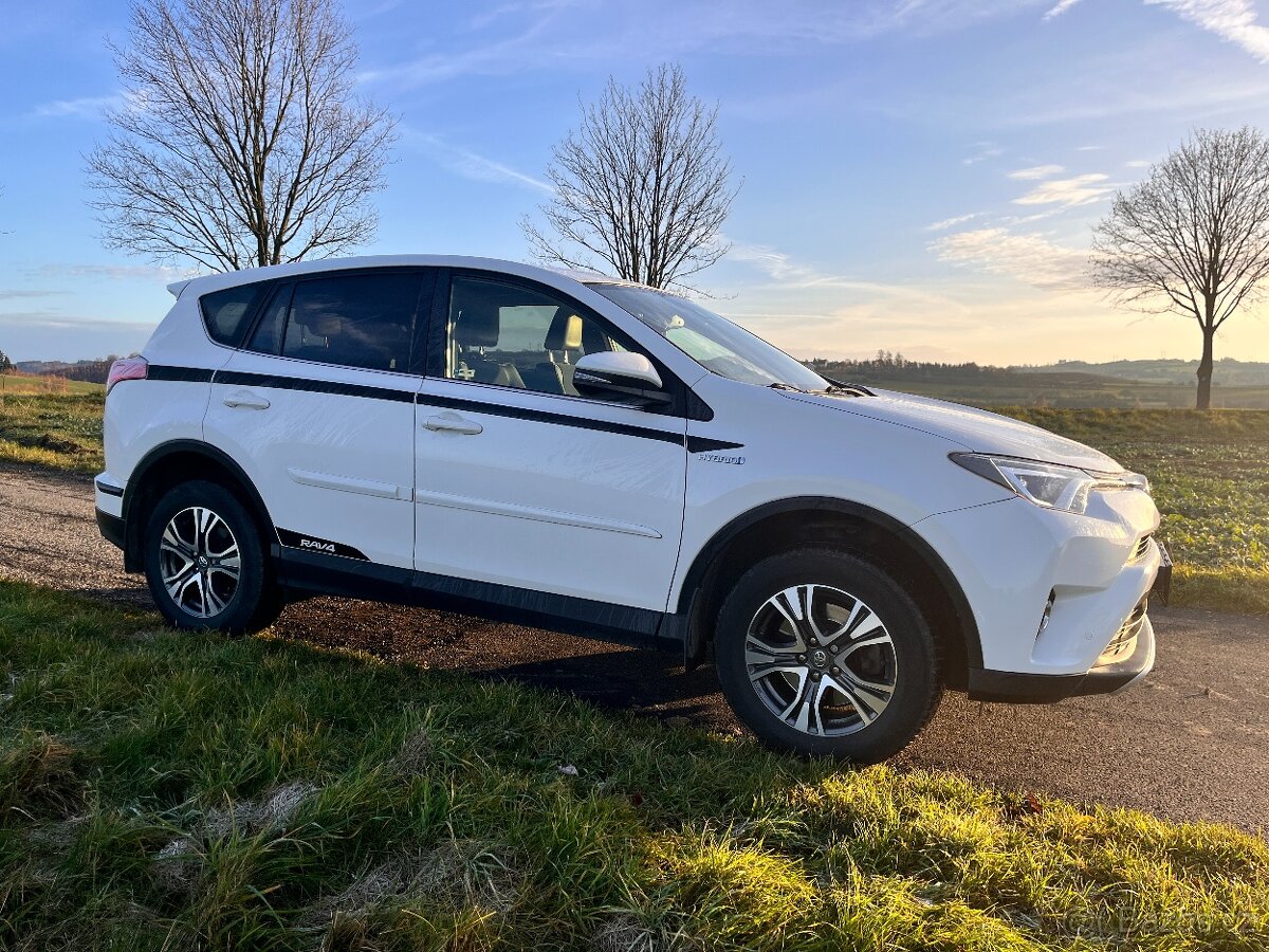 Toyota Rav4 2494ccm Hybrid 114kw - 2
