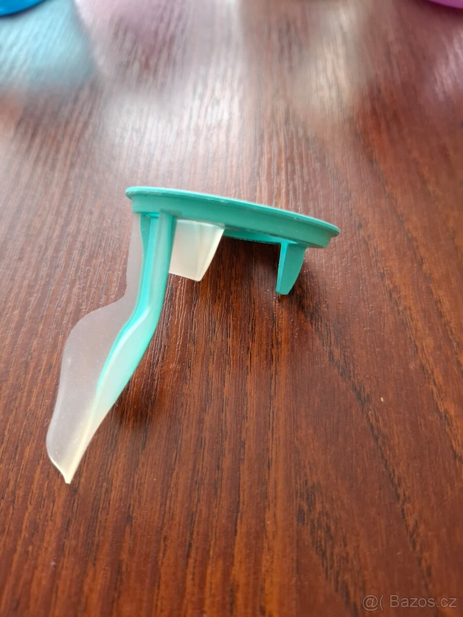 Lahvičky Philips Avent a Medela Calma pro kojené děti - 2