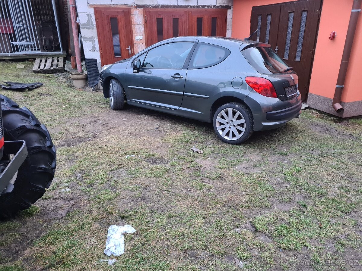 Peugeot 207 1.6HDI EZQ veškeré N.D. - 2