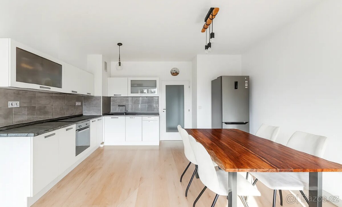 Prodej bytu 4+kk, 98 m², Praha - Strašnice - 2