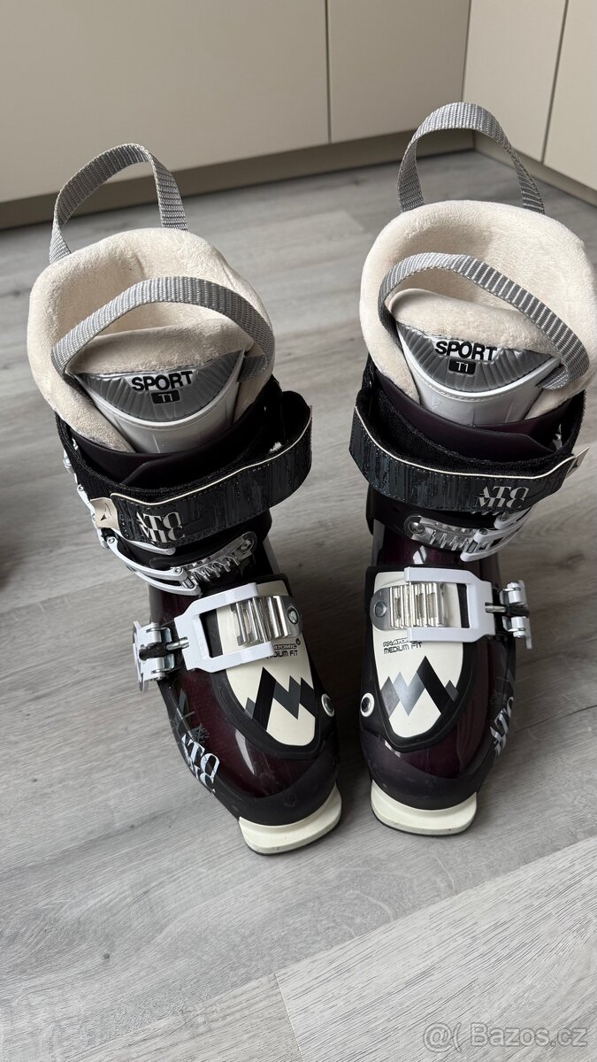 Dámské lyžáky Atomic vel. 24 - 24,5 - 2