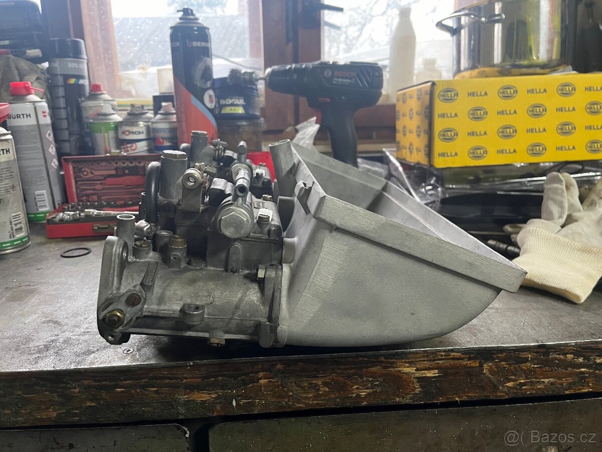 Dvojité karburatory Delorto DHLA 40 - 2