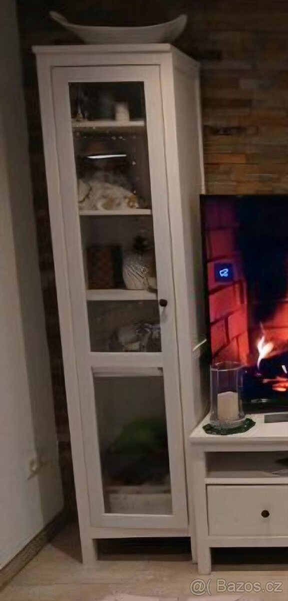 VITRÍNA IKEA HEMNES BÍLÉ MOŘIDLO... - 2
