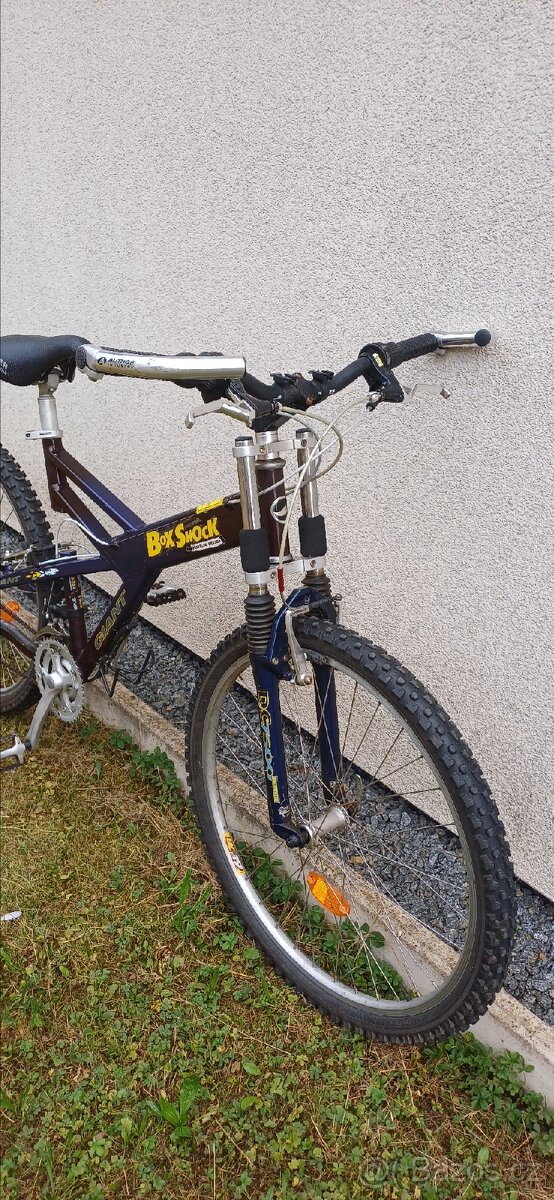 Horské kolo Giant box shock - 2