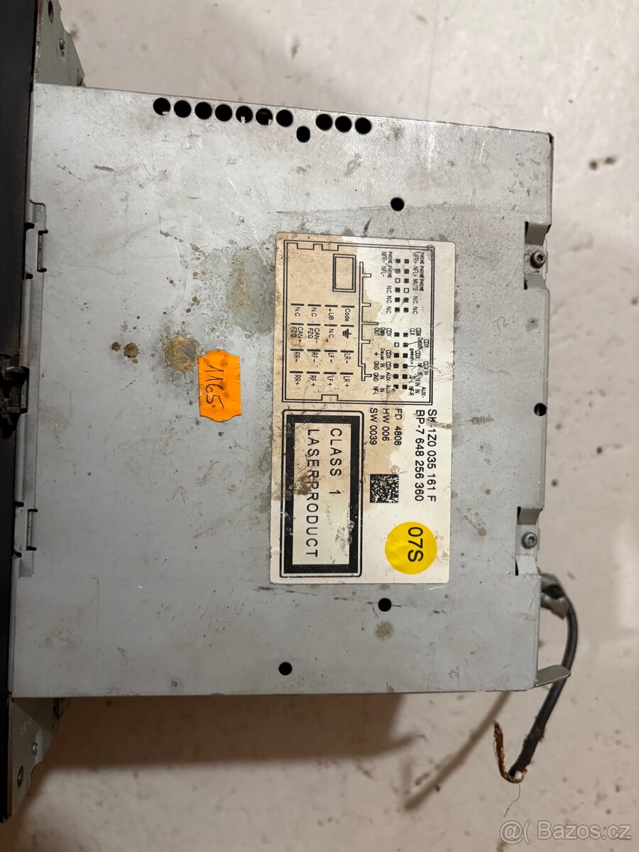 Autorádio Škoda Swing - 2